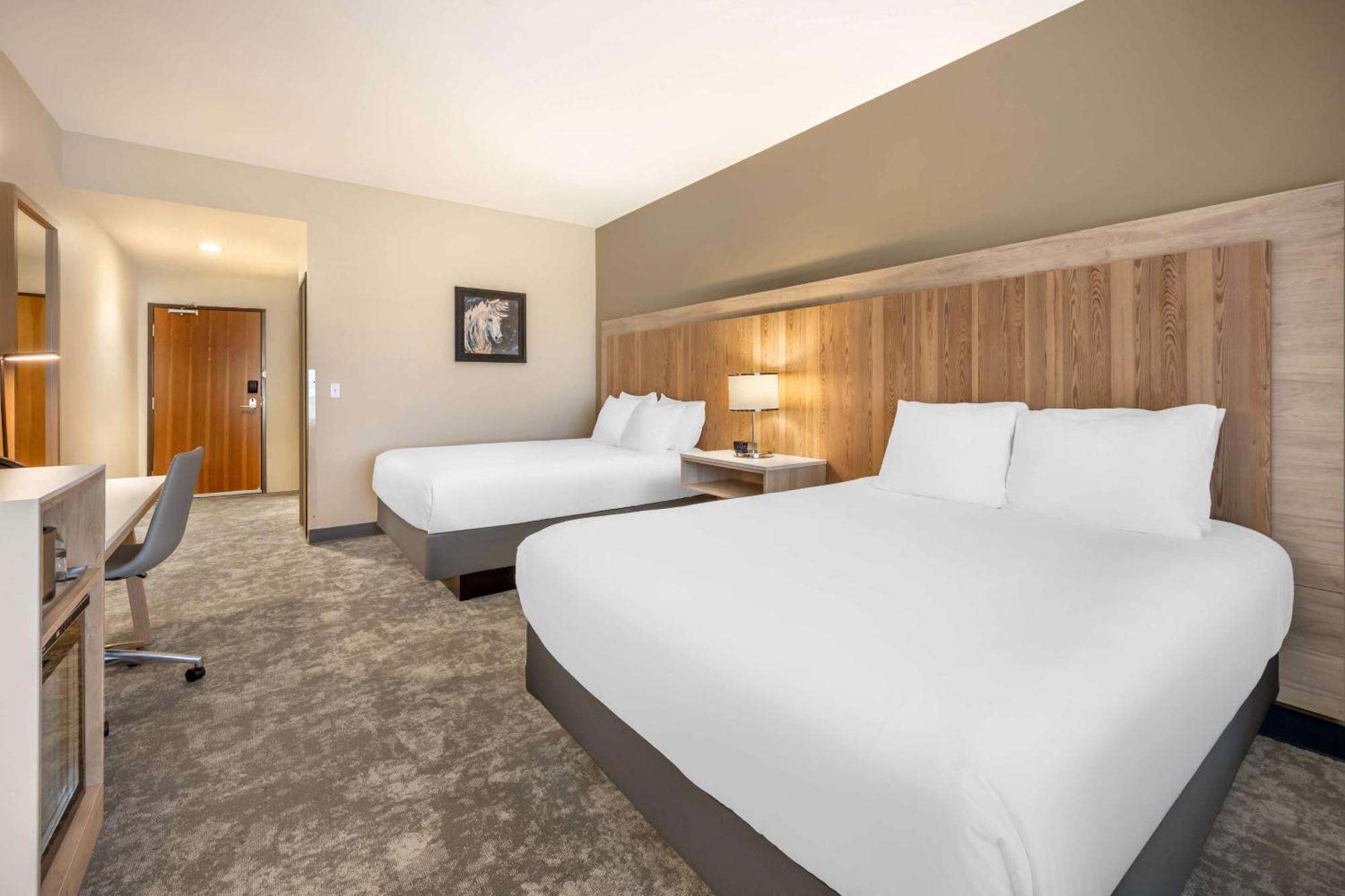 Radisson Hotel Pendleton Airport エクステリア 写真