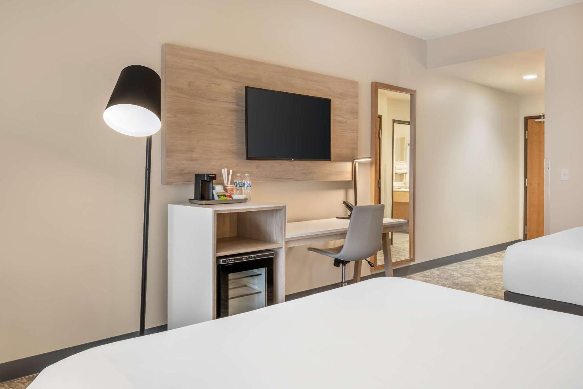 Radisson Hotel Pendleton Airport エクステリア 写真